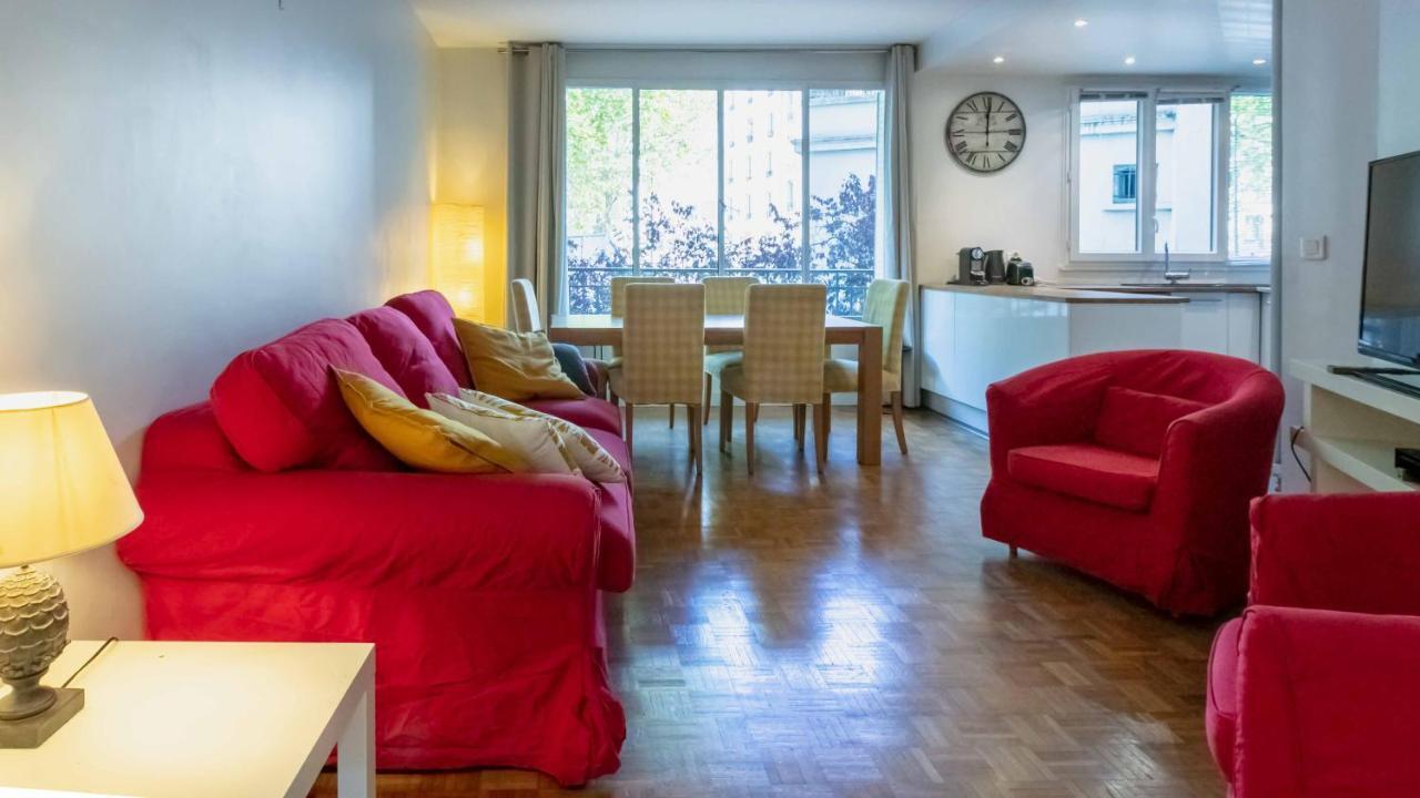 Paris City - Spacious 3 Rooms Flat For Families - 3 Minutes From Metro Station ภายนอก รูปภาพ